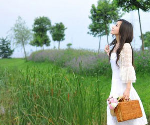 总有人在背后，默默爱着你